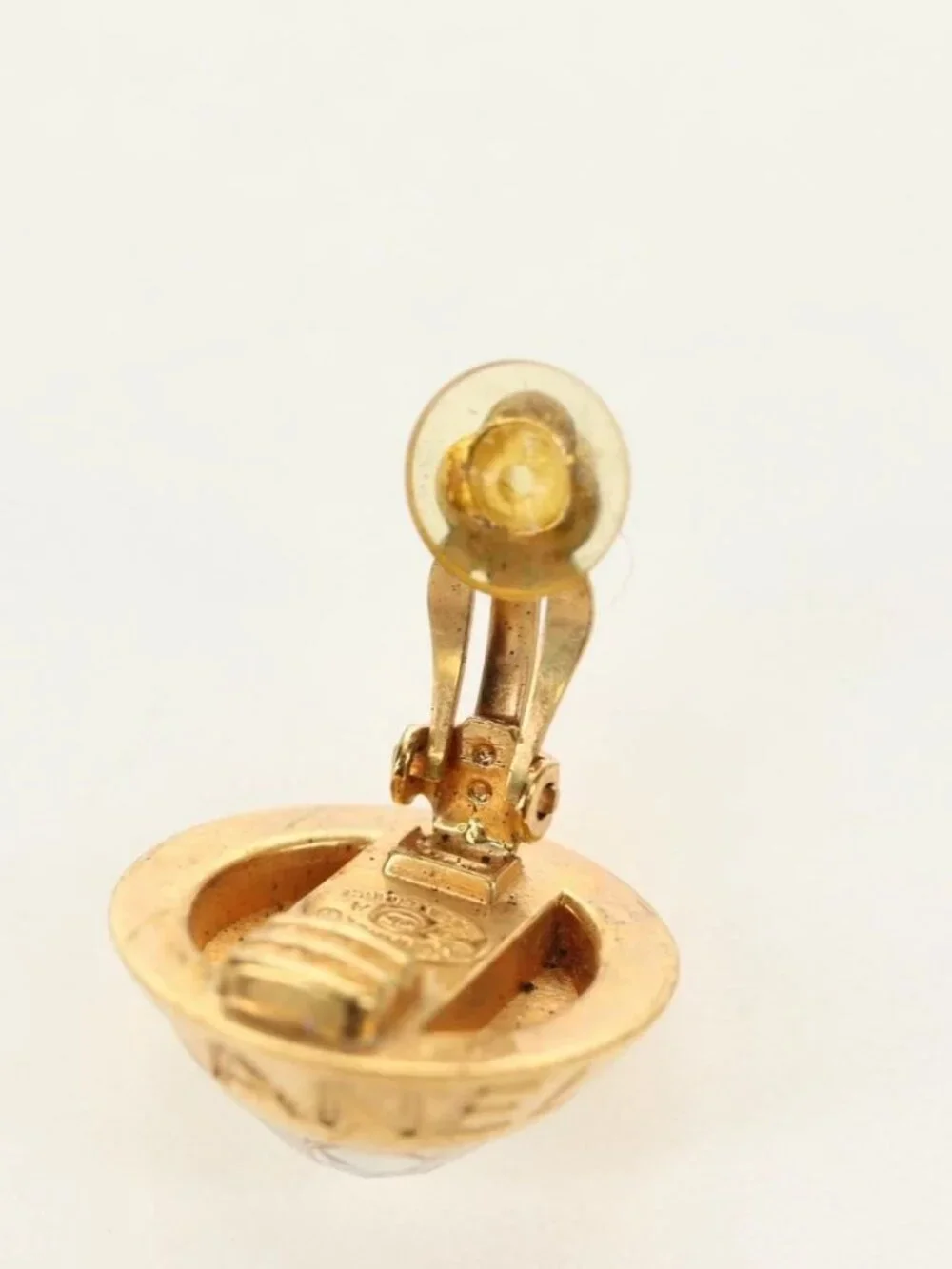 CHANEL Earring metal Gold Tone CC Auth 180936M